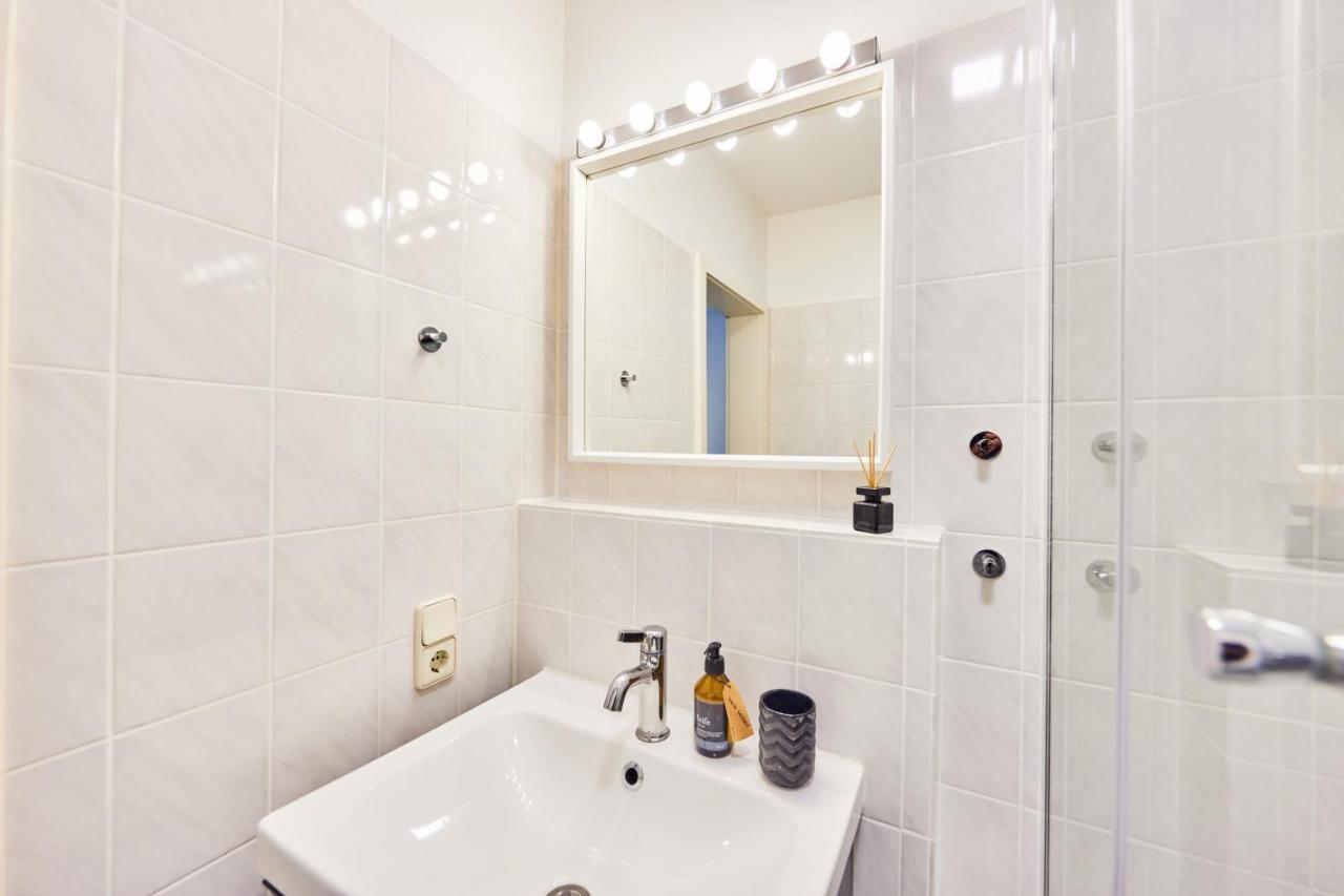 Kvartier2 In Top-Lage, 5 Min Zur Bali-Therme Und Gop, Hdz, Arbeitsplatz, Boxspringbett Bad Oeynhausen Bagian luar foto
