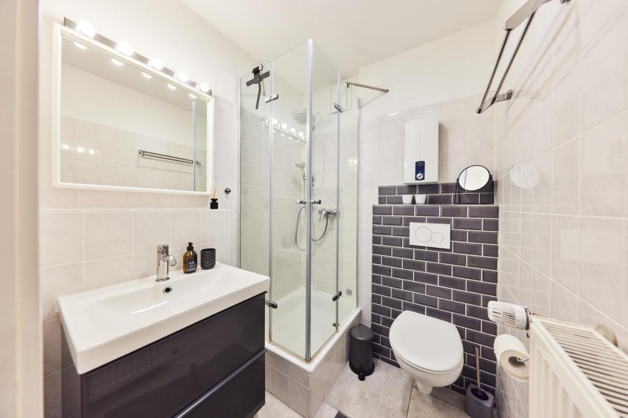 Kvartier2 In Top-Lage, 5 Min Zur Bali-Therme Und Gop, Hdz, Arbeitsplatz, Boxspringbett Bad Oeynhausen Bagian luar foto