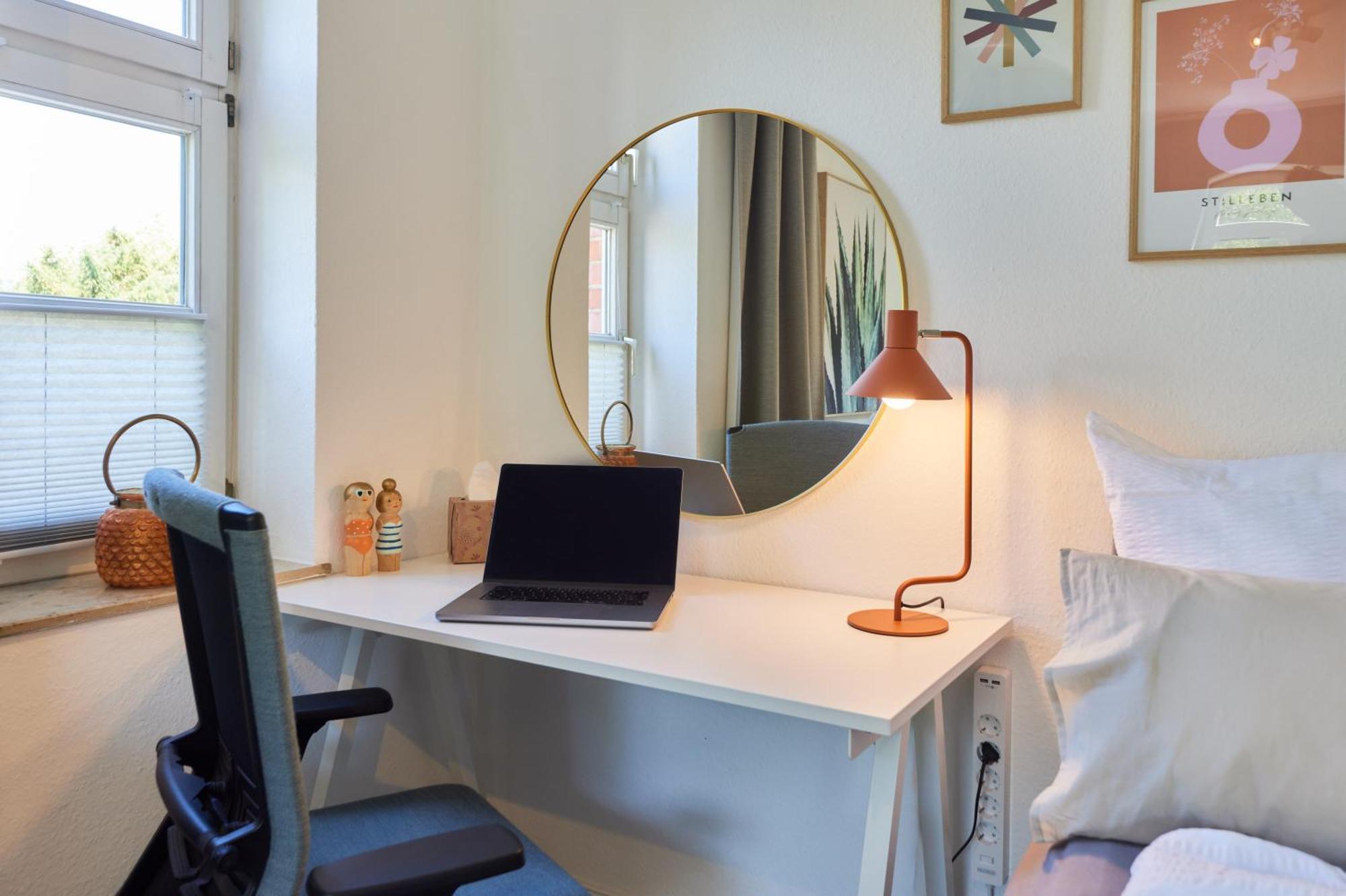 Kvartier2 In Top-Lage, 5 Min Zur Bali-Therme Und Gop, Hdz, Arbeitsplatz, Boxspringbett Bad Oeynhausen Bagian luar foto